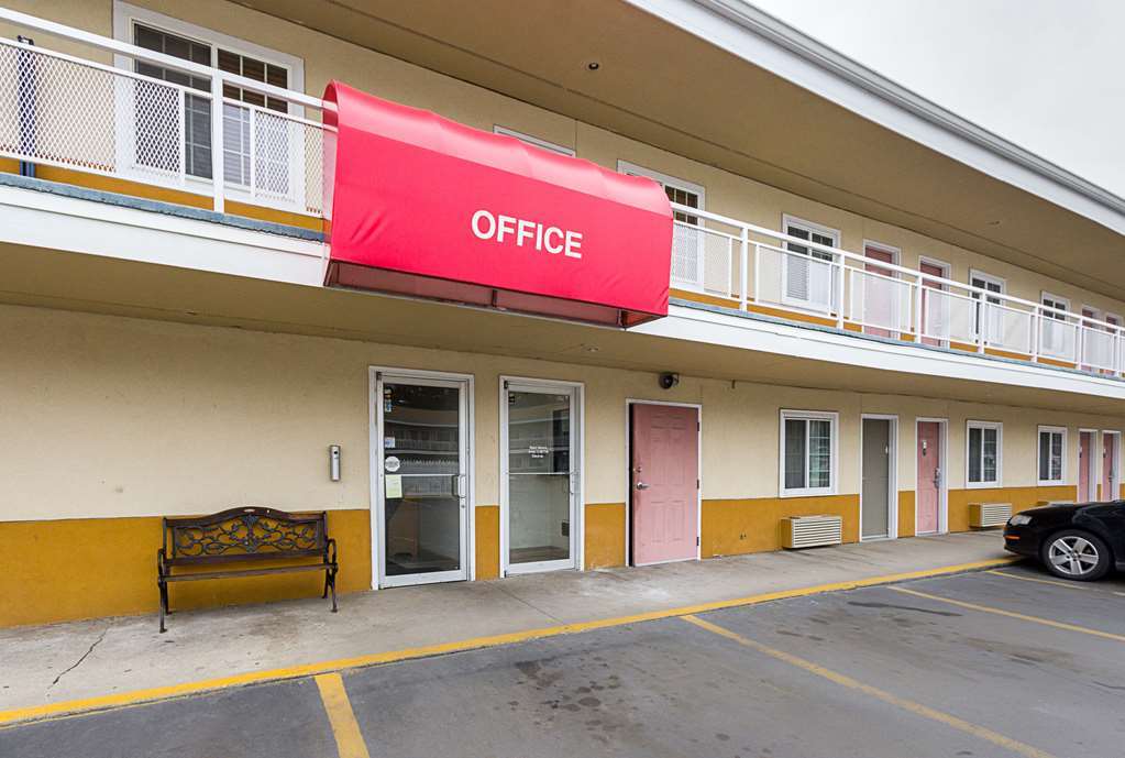 Rodeway Inn West Dodge Omaha Zewnętrze zdjęcie