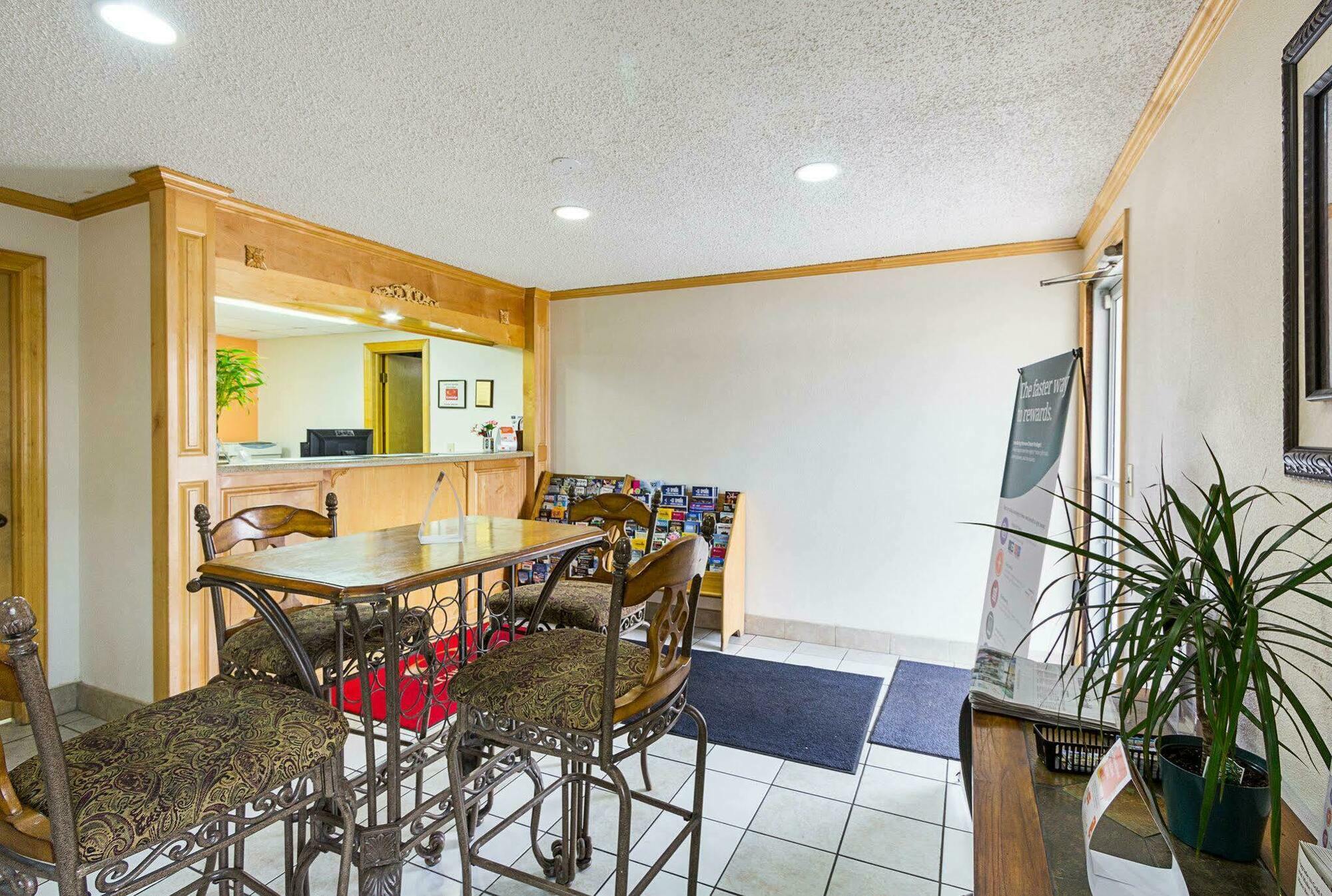 Rodeway Inn West Dodge Omaha Zewnętrze zdjęcie